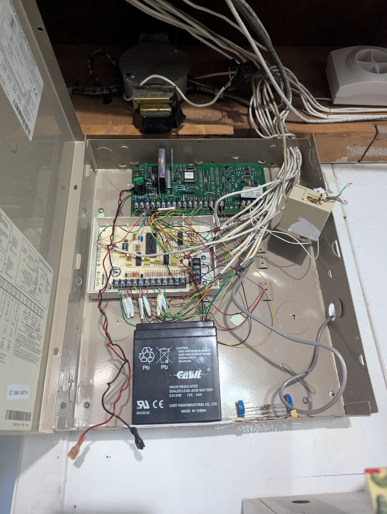 Honeywell Vista 20P with EnvisaLink module